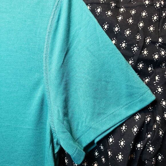 Old Navy 2pc set, T-shirt plus leggings Size Medium - Picture 9 of 9